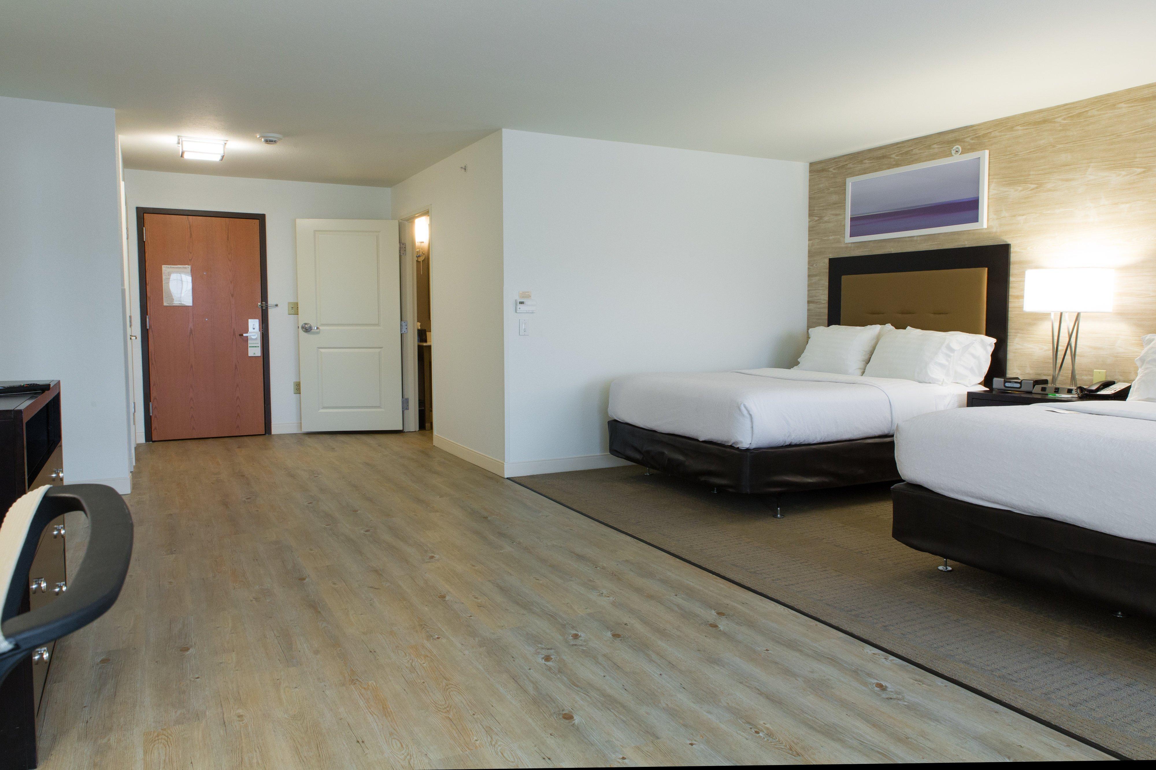 Holiday Inn Hotel & Suites Bloomington Airport By Ihg Ngoại thất bức ảnh