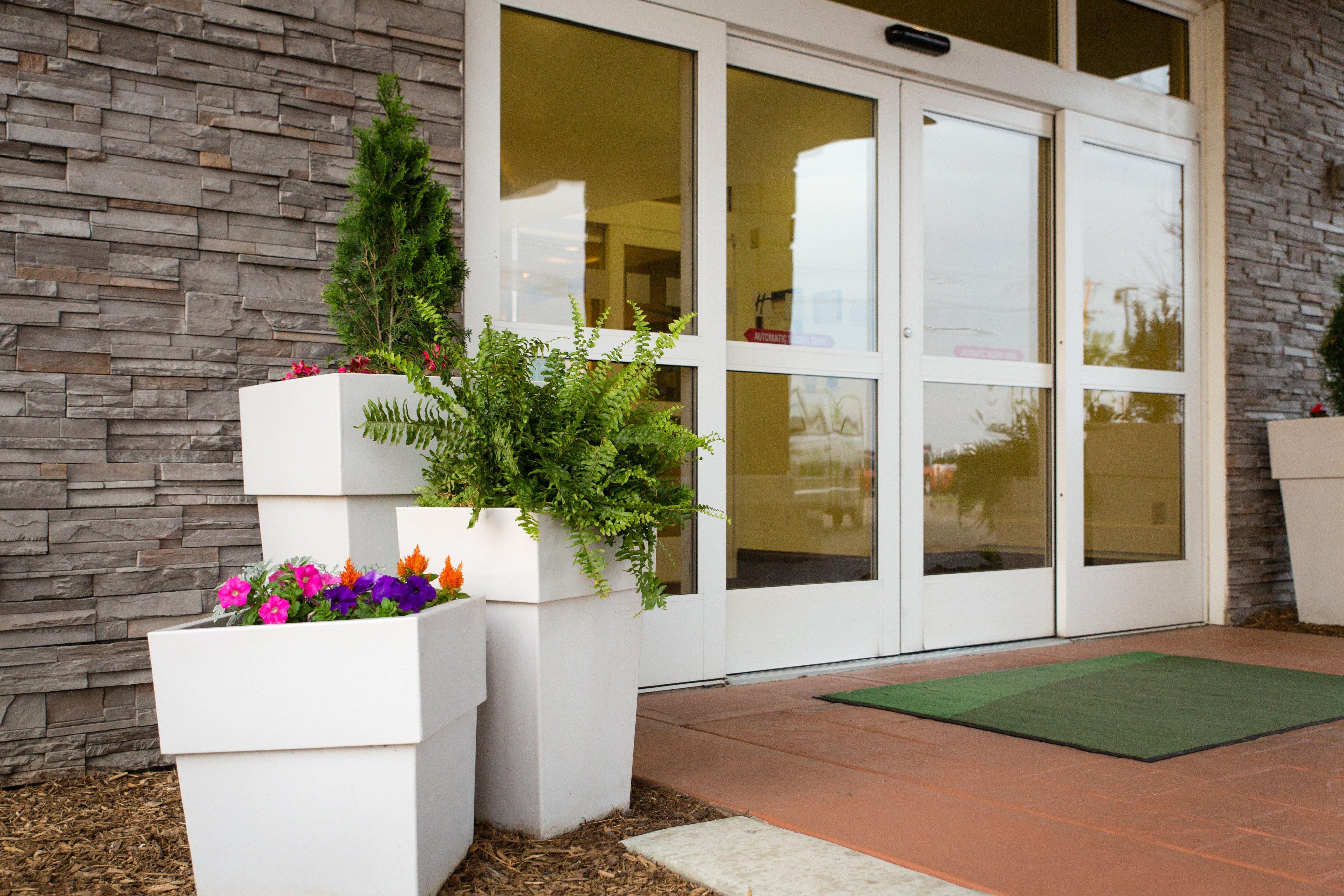 Holiday Inn Hotel & Suites Bloomington Airport By Ihg Ngoại thất bức ảnh