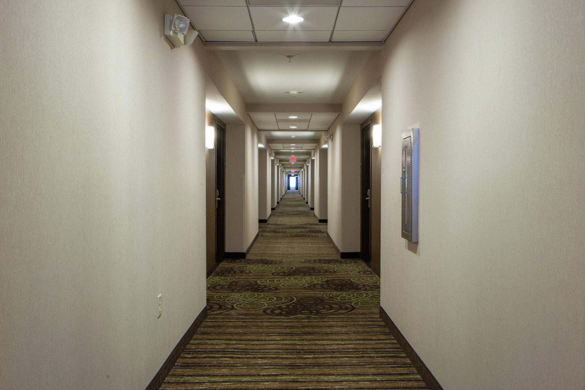 Holiday Inn Hotel & Suites Bloomington Airport By Ihg Ngoại thất bức ảnh