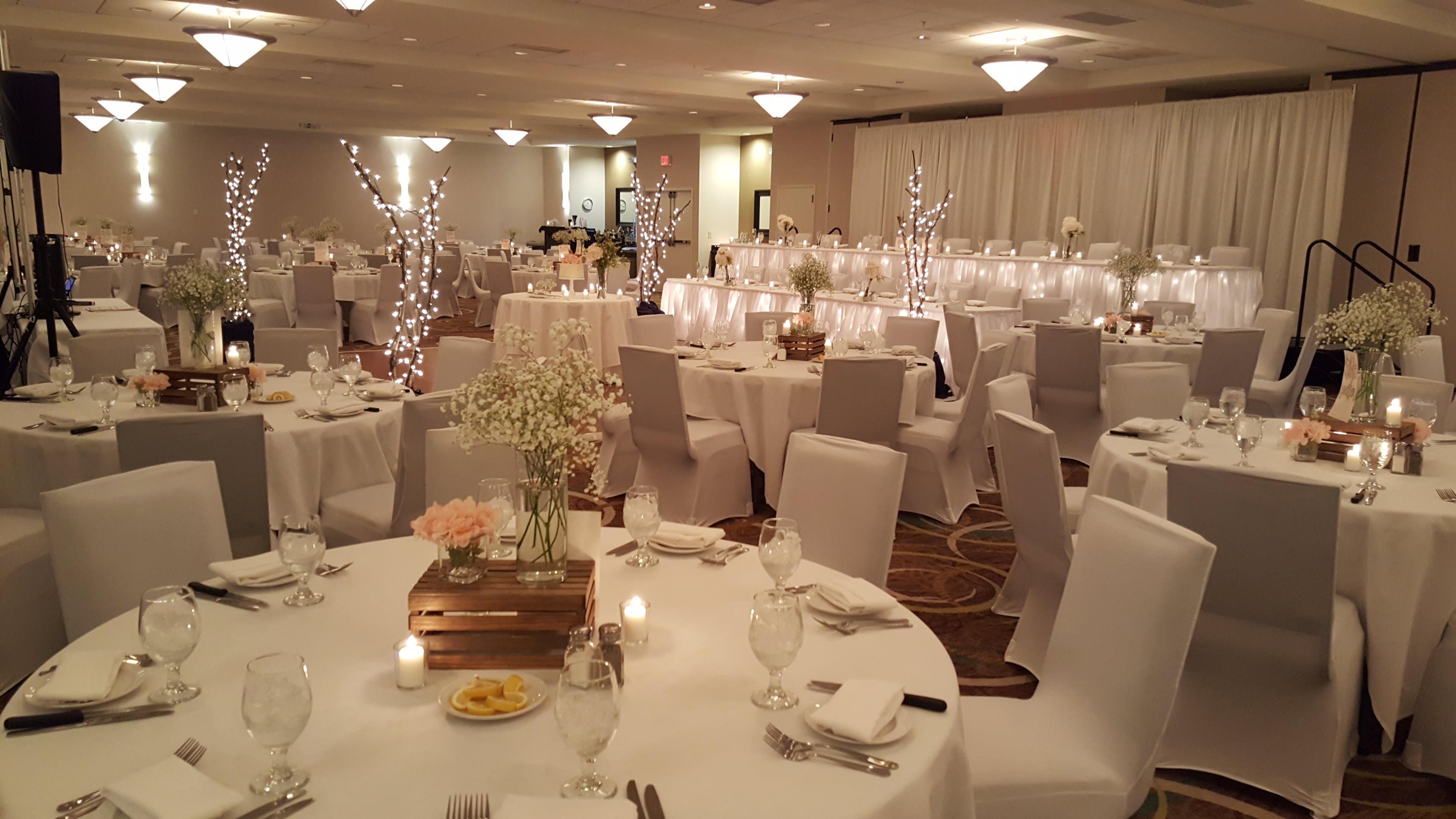Holiday Inn Hotel & Suites Bloomington Airport By Ihg Ngoại thất bức ảnh