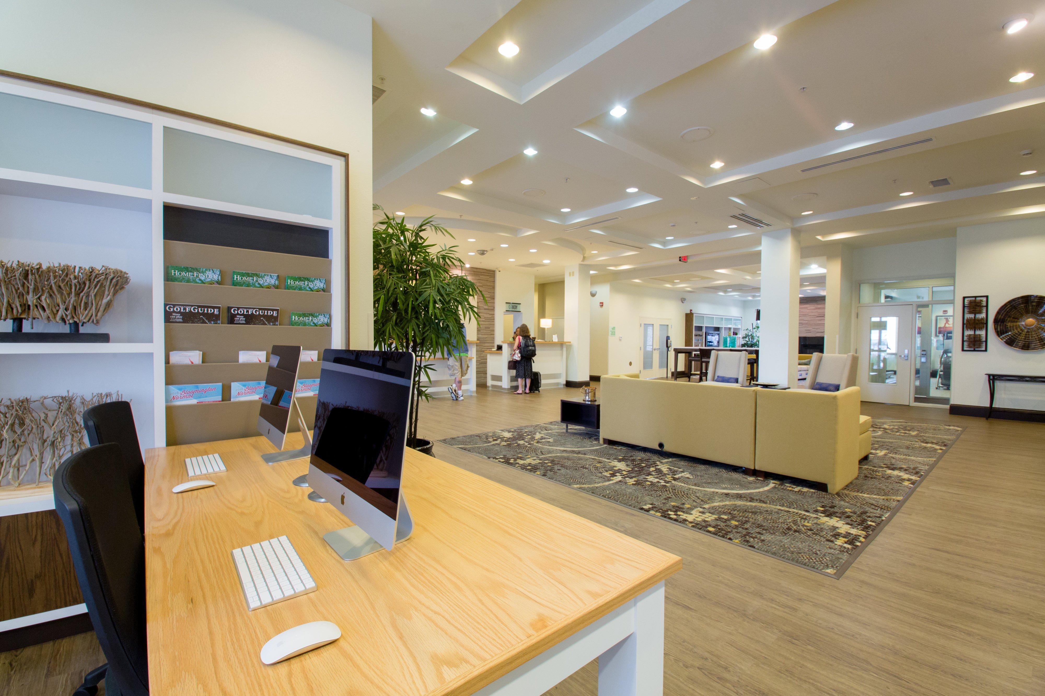 Holiday Inn Hotel & Suites Bloomington Airport By Ihg Ngoại thất bức ảnh