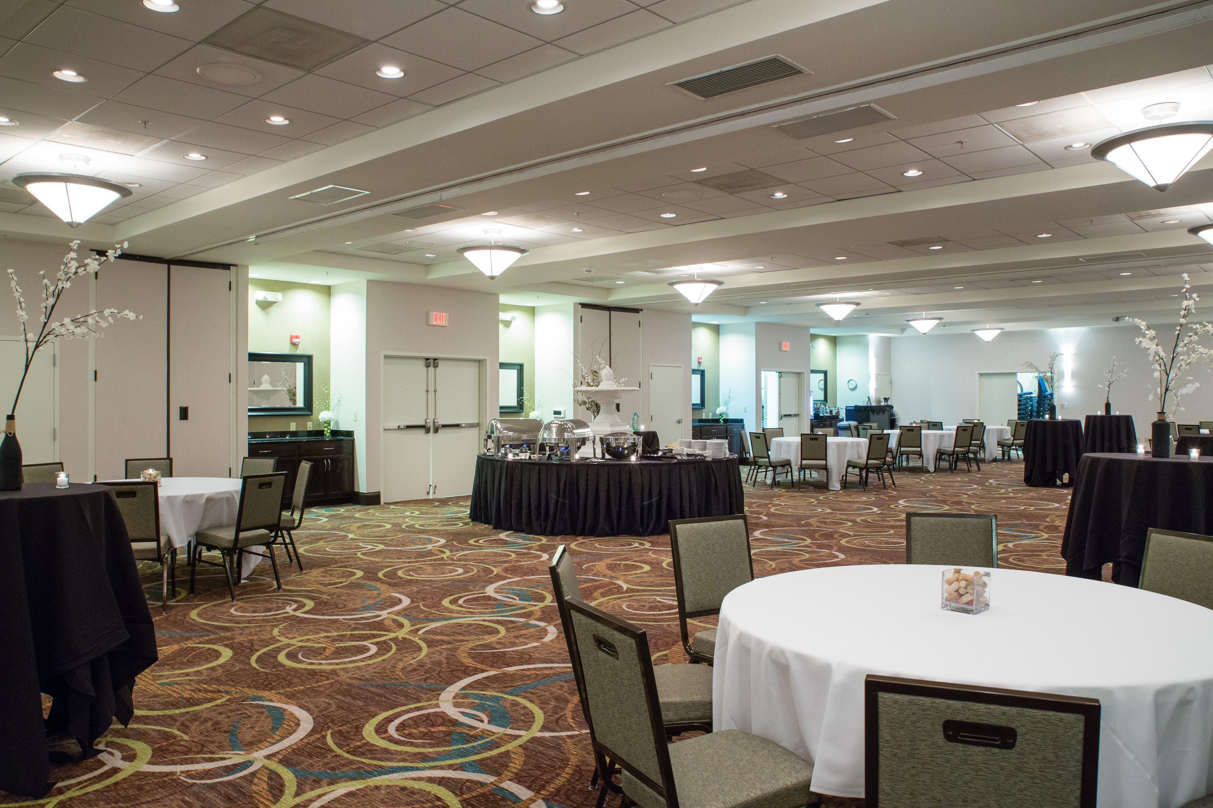 Holiday Inn Hotel & Suites Bloomington Airport By Ihg Ngoại thất bức ảnh