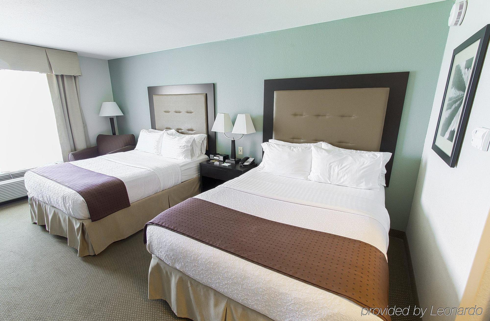 Holiday Inn Hotel & Suites Bloomington Airport By Ihg Ngoại thất bức ảnh