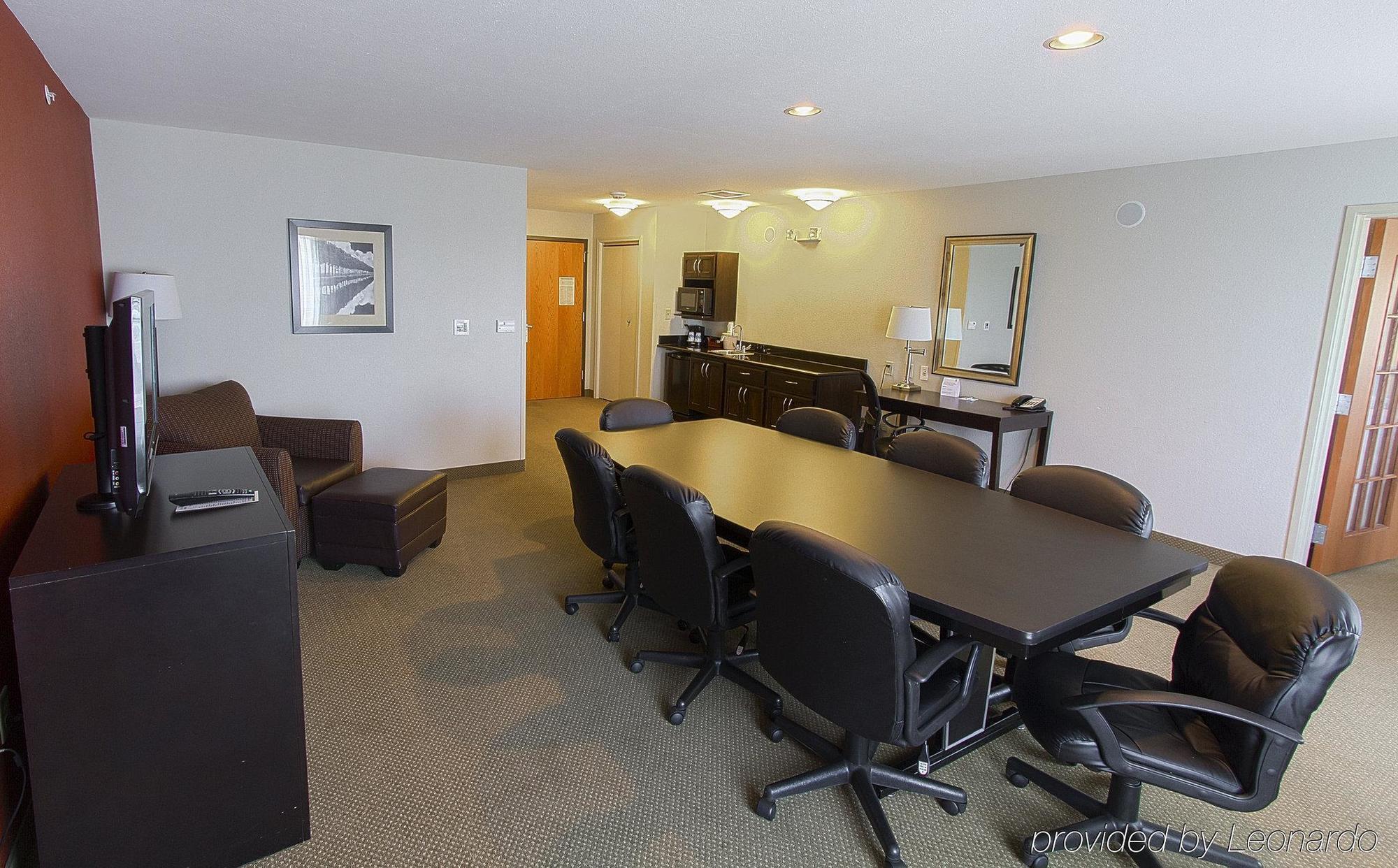 Holiday Inn Hotel & Suites Bloomington Airport By Ihg Ngoại thất bức ảnh
